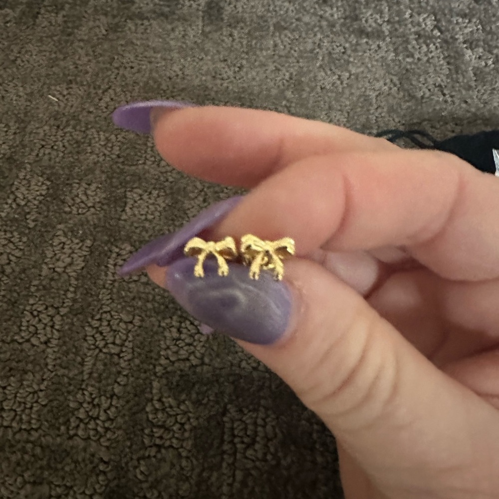Genevive 14K Gold Plated Tiny Ribbons Stud Earrings